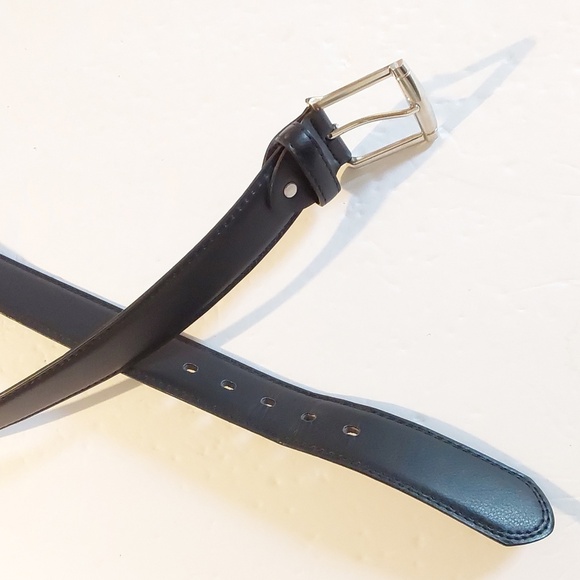 MENS Black Premium leather Neutral Minimalist Belt Silver tone Buckle Sz.2X - Picture 4 of 6